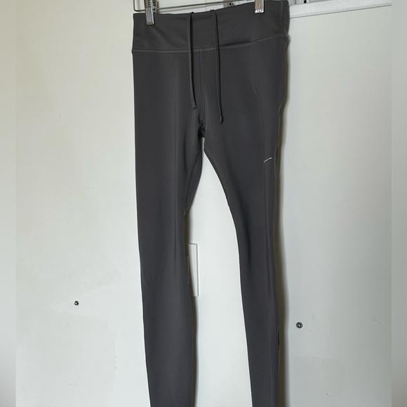 Nike DryFit Leggings - Picture 1 of 4